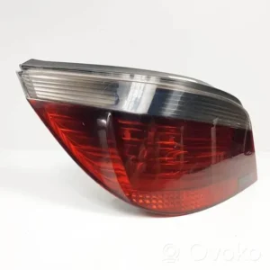 Bmw e60  stop light
